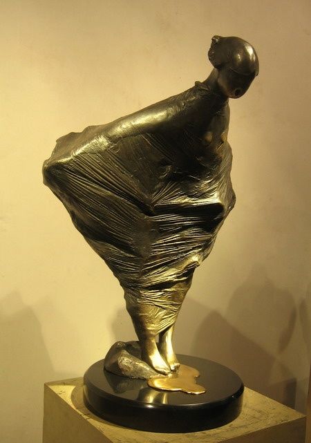 Sculptuur getiteld "《金色年华》铸铜" door Xue Jun Yang, Origineel Kunstwerk