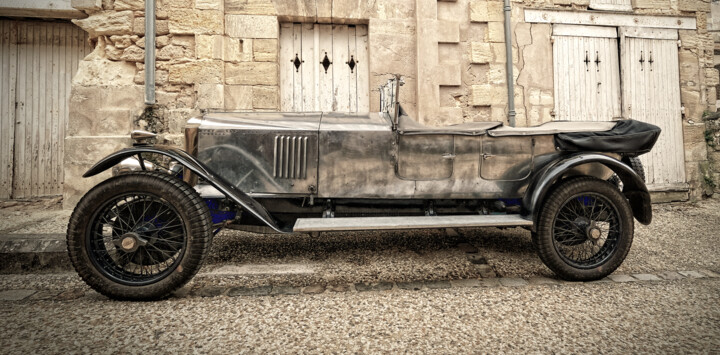Photography titled "Classic Vauxhall" by Kevin Felts, Original Artwork, Digital Photography