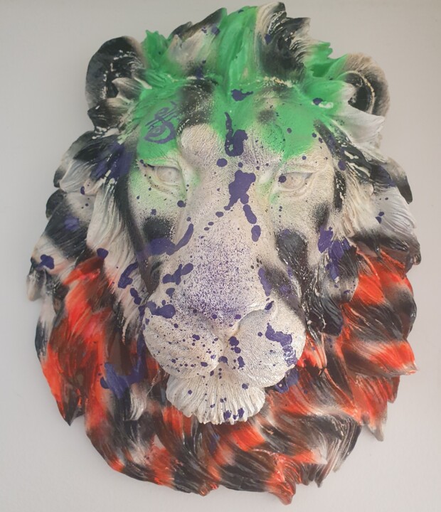 Vandal Lion 雕塑, 15.8x11.8 in
