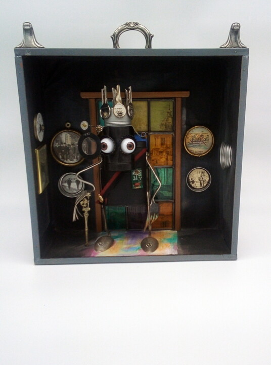 Sculpture titled "the king dictator" by Branimir Misic, Original Artwork, Metals Mounted on Wood Panel