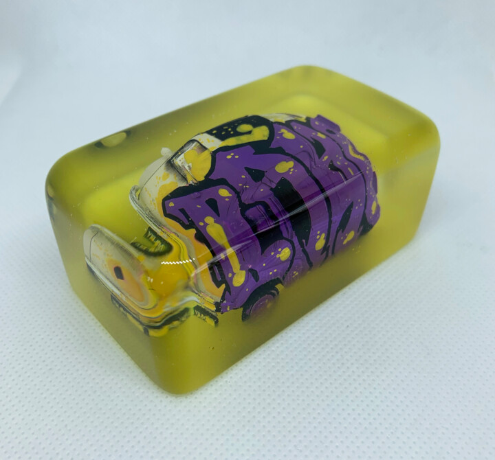 Izeta Solo Yellow 雕塑, 1.4x3.4 in