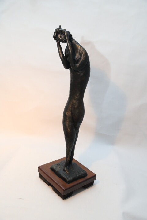 Scultura intitolato "Non ascolto" da Mauro Vaccai, Opera d'arte originale, Argilla