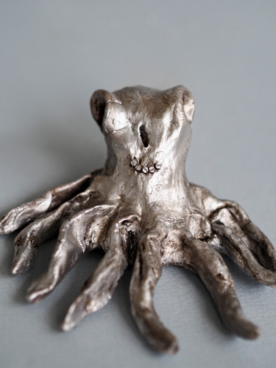 Untitled from Cats Cradle series 雕塑, 2.8x5.1 in