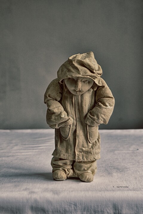 Sculpture titled "Rain Man" by Teodora Sarbinska, Original Artwork, Fabric