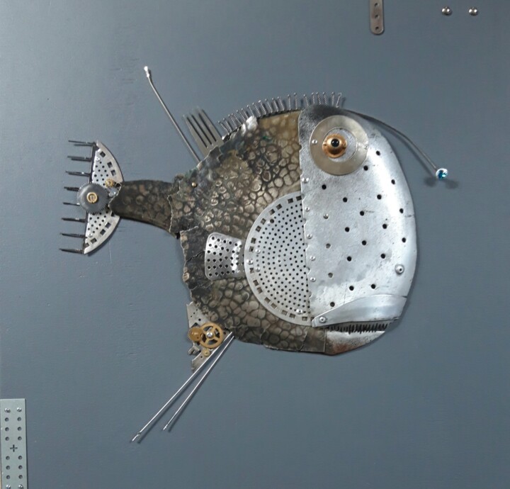 Painting titled "A Fish with blue ey…" by Vladimiras Nikonovas, Original Artwork, Metals