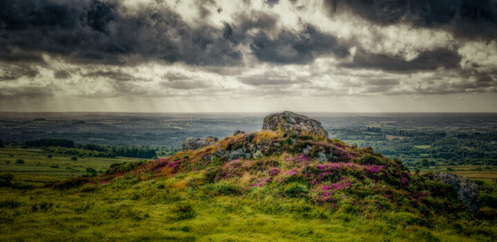 Photography titled "Breizhback mountain." by Emmanuel Raussin, Original Artwork, Digital Photography