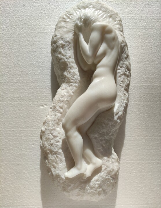 Scultura intitolato "Il dolore (Pain)" da Achille Chiarello, Opera d'arte originale, Pietra