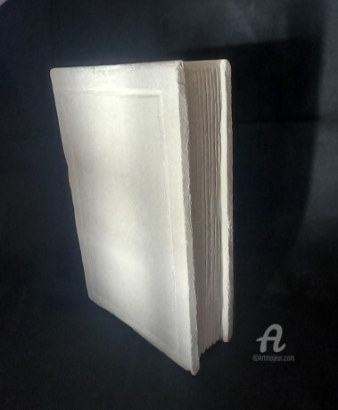 Le livre du temps 雕塑, 11.8x7.9 in