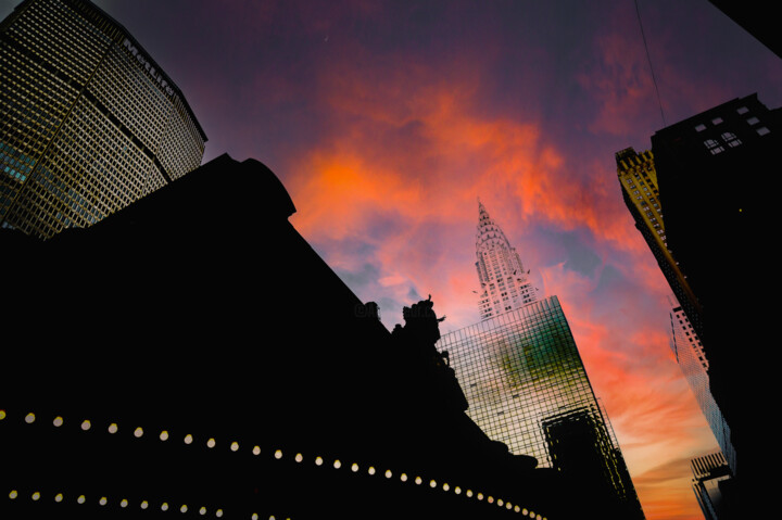 Photography titled "Chrysler Building" by Chryslene Caillaud, Original Artwork, Manipulated Photography Mounted on Aluminium