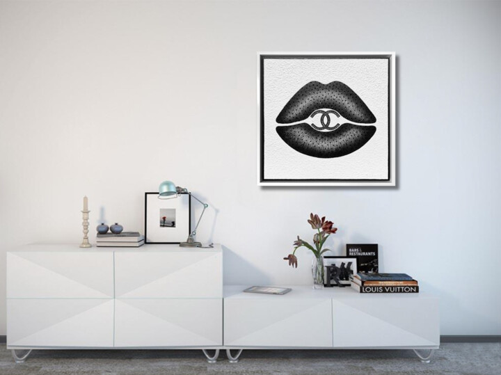 LOVE CHANEL LIPS 绘画, 16.9x16.9 in