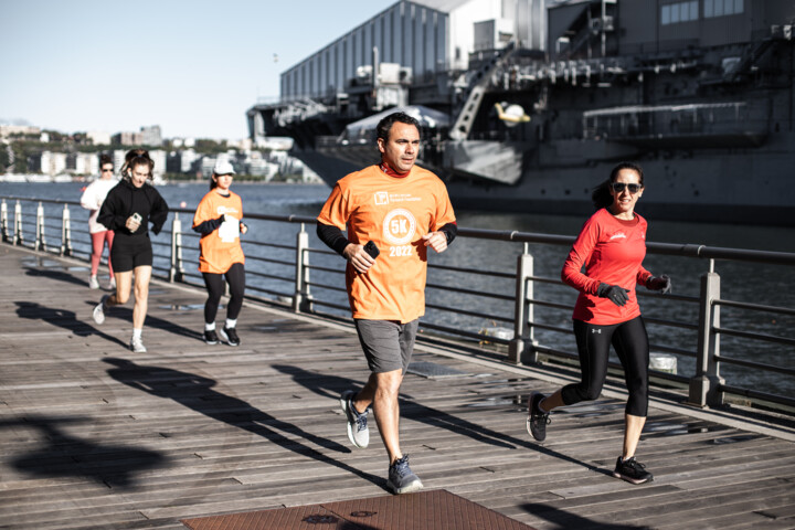 Fotografie getiteld "Running" door Victoria Yuskevych, Origineel Kunstwerk, Digitale fotografie