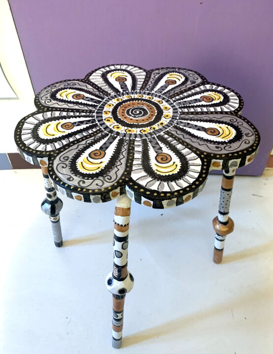 table basse vintage "fleur dorée argent blanc et noire" 设计, 18.5x15.8 in