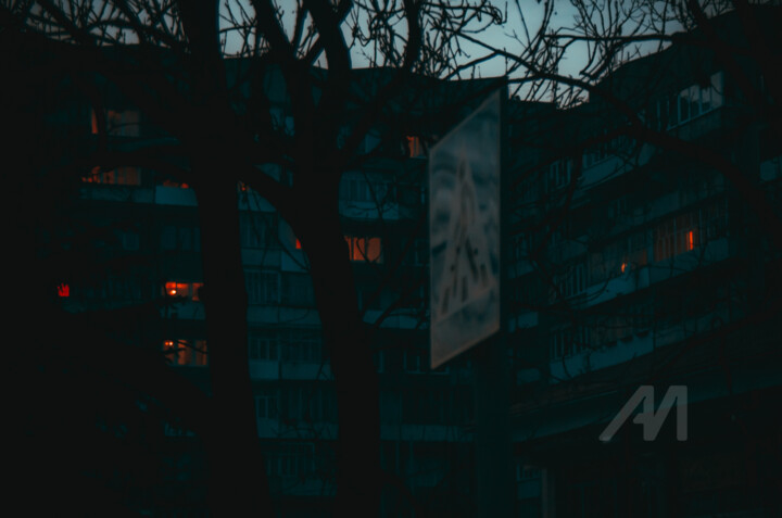 Fotografie getiteld "ville sombre" door Oleg Andrienko, Origineel Kunstwerk, Digitale fotografie