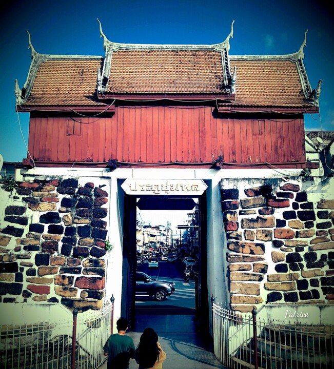 Fotografía titulada "Chum Phon Gate" por Patrick John Bennett (Patrice), Obra de arte original, Fotografía digital