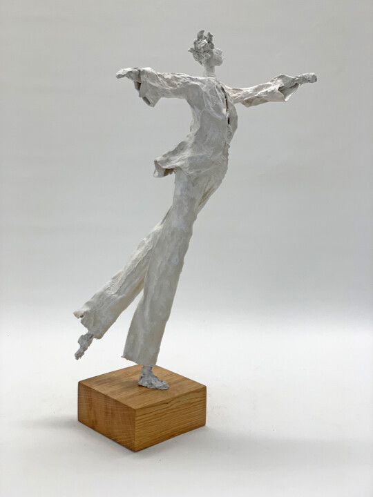 Dancer 雕塑, 16.9x8.7 in