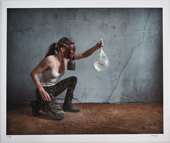 Photographie intitulée "Miracle 01/20" par Bettina Dupont, Œuvre d'art originale, Photographie manipulée