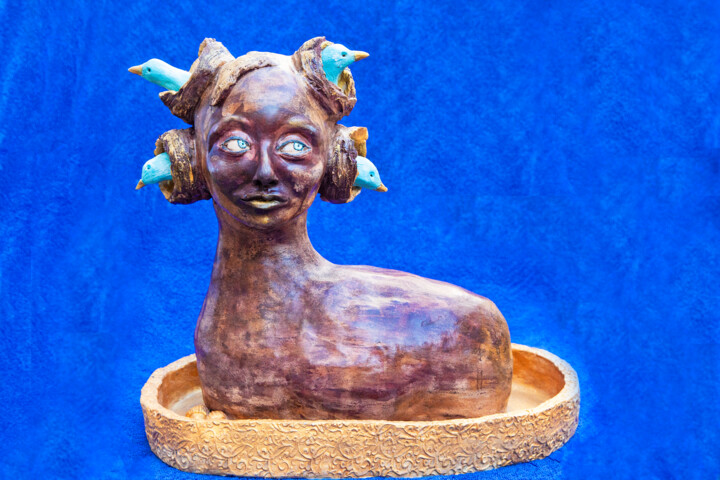 Sphinx with birdsong 雕塑, 13.4x14.2 in