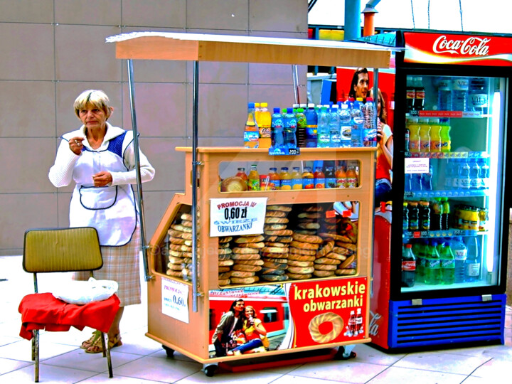 Europe - Lady Selling Bagel in Warsaw 摄影