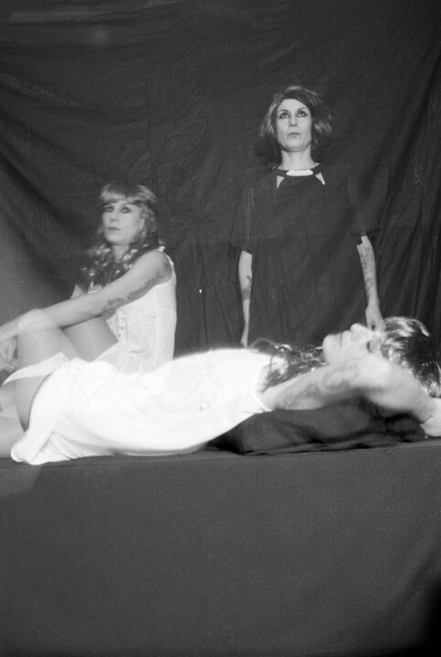Photography titled "Les filles 6" by Johanna Bouvarel, Original Artwork, Analog photography Mounted on Aluminium