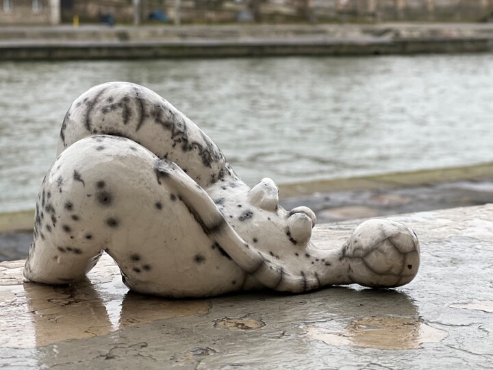 Statue en céramique, Raku représentant "La féminité" 雕塑, 4.7x9.1 in