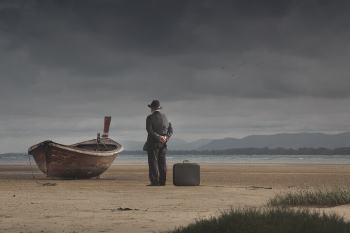 The man and the boat. 摄影, 17x25 in
