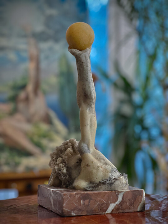 Noon (sculpture) 雕塑, 8.7x5.5 in