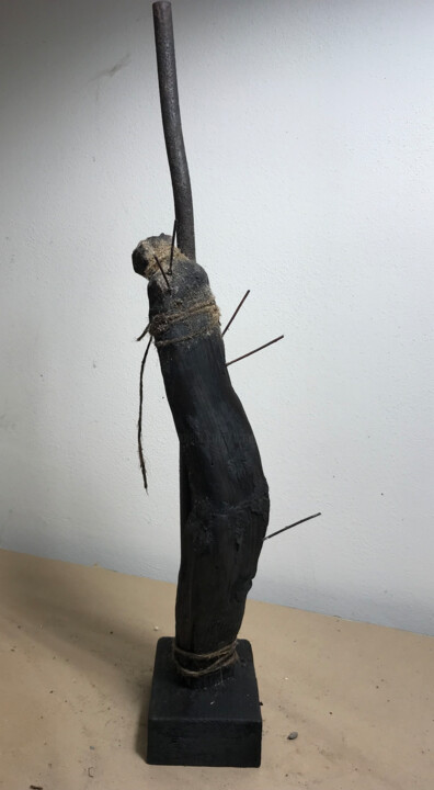雕塑,  23.6x5.5 in 