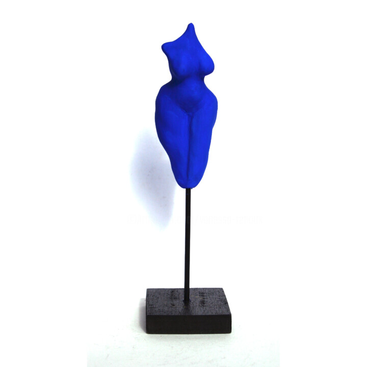 Déesse voluptueuse, céramique bleu klein 雕塑, 6.7x2.8 in