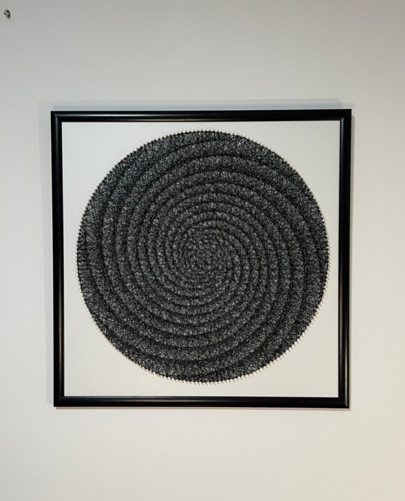 Textile Art titled "Infinite Loop" by Tabloucufire, Original Artwork, String Art Mounted on Wood Stretcher frame