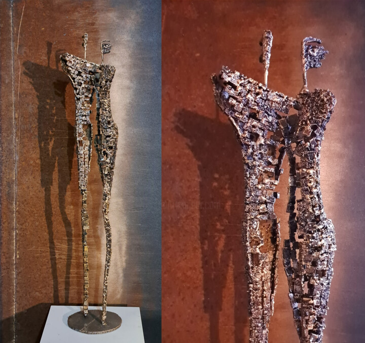 Love Couple 雕塑, 43.3x7.9 in
