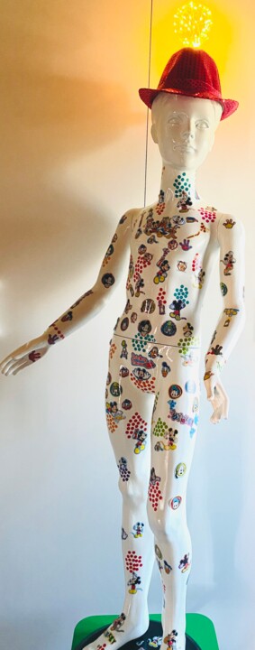 Design,  66,5x19,7 in 