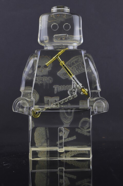 Roboclusion Trottinette 雕塑, 9.8x6.3 in