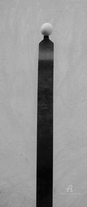 FIGURE 81 雕塑, 31.9x4.3 in