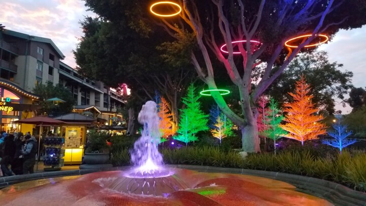 Downtown Disney Fountain Lights 2 摄影