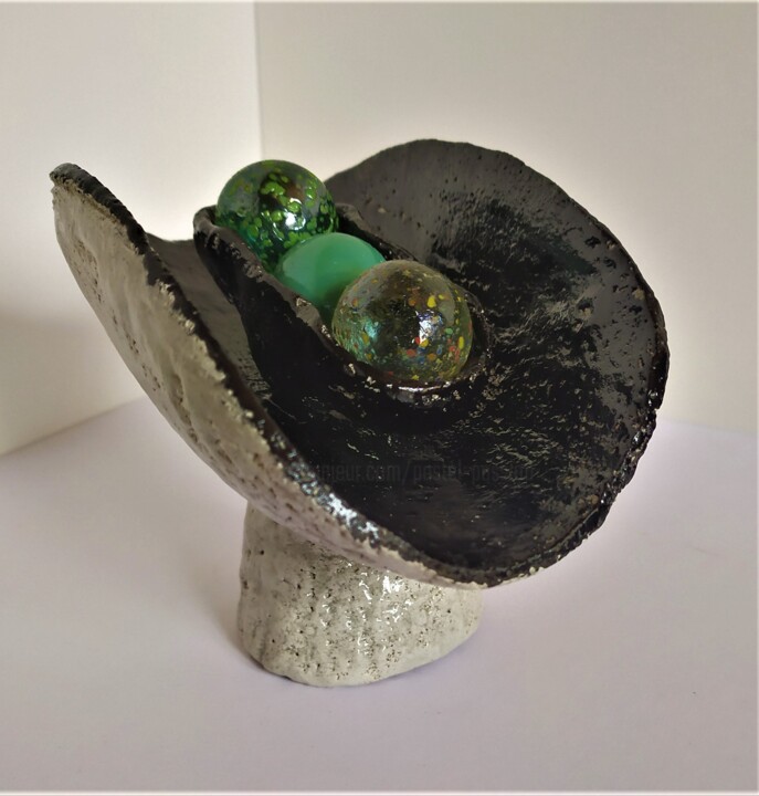 雕塑,  3.9x5.1 in 