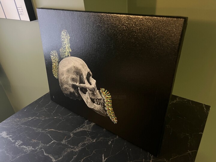 Side of the work