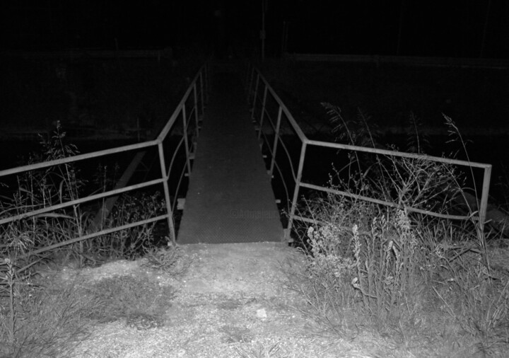 Dark path ( Homeless serie ) 摄影