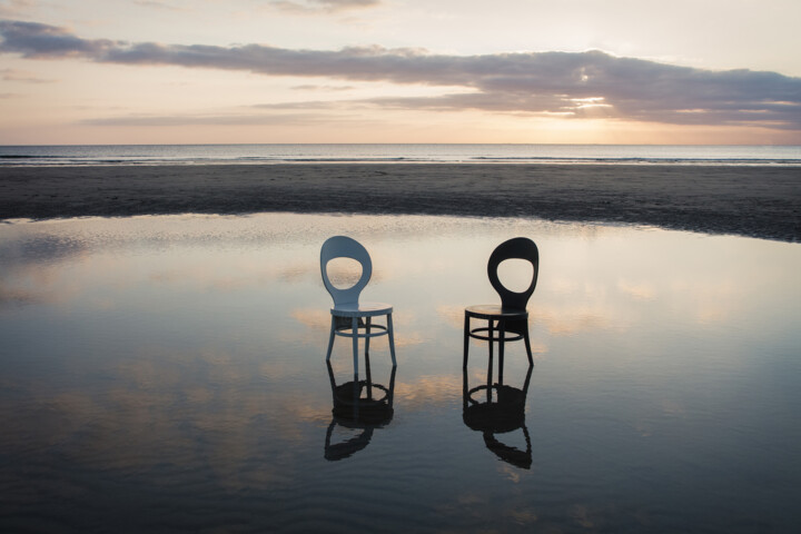 Photography titled "Conversation III" by Ann Ray, Original Artwork, Non Manipulated Photography