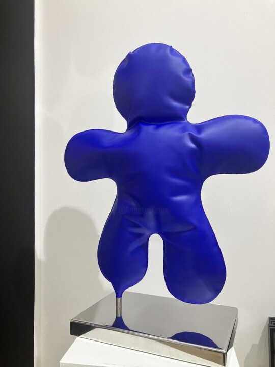 Petit bonhomme bleu mat F2 雕塑, 27.6x19.7 in
