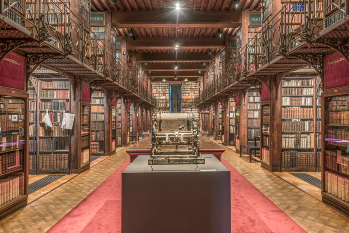 Hendrik Conscience Heritage Library XV Photography, 40x60 in