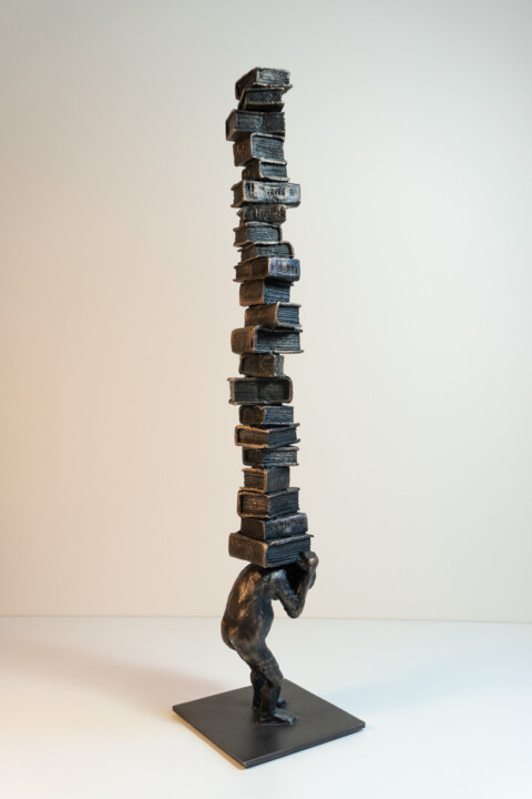 "Archivarius III" 雕塑, 21.3x4.7 in