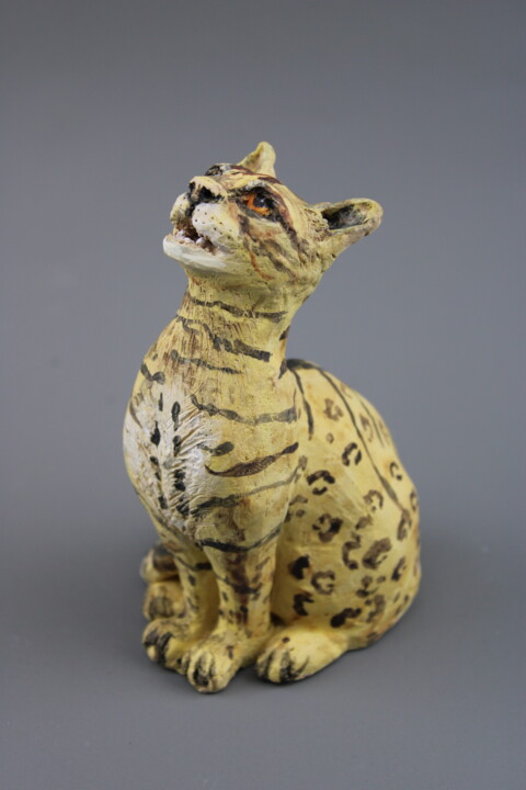 Handmade unique Bengal cat figurine 雕塑, 4.7x2.8 in