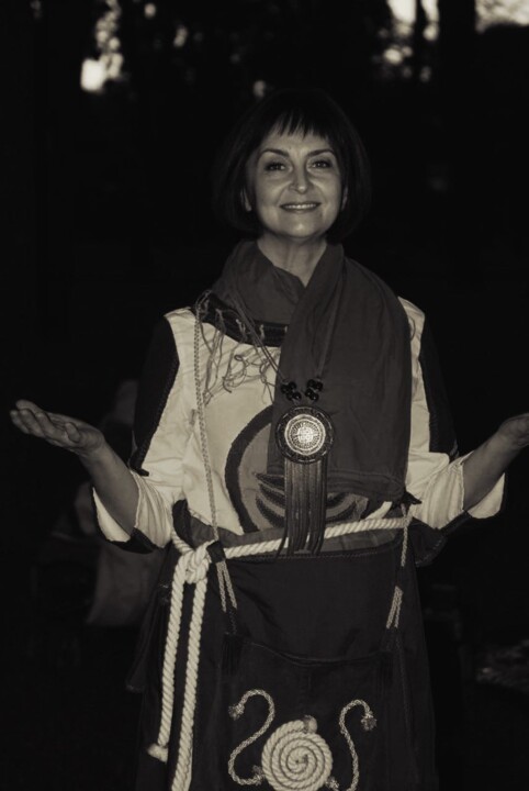 Modern Oranta triune goddess 摄影