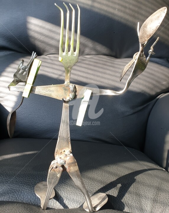 Sculpture titled "Beauty and the Beas…" by Krisline, Original Artwork, Metals