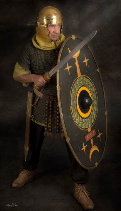 Roman Auxiliar Soldier 摄影, 47.2x26.8 in