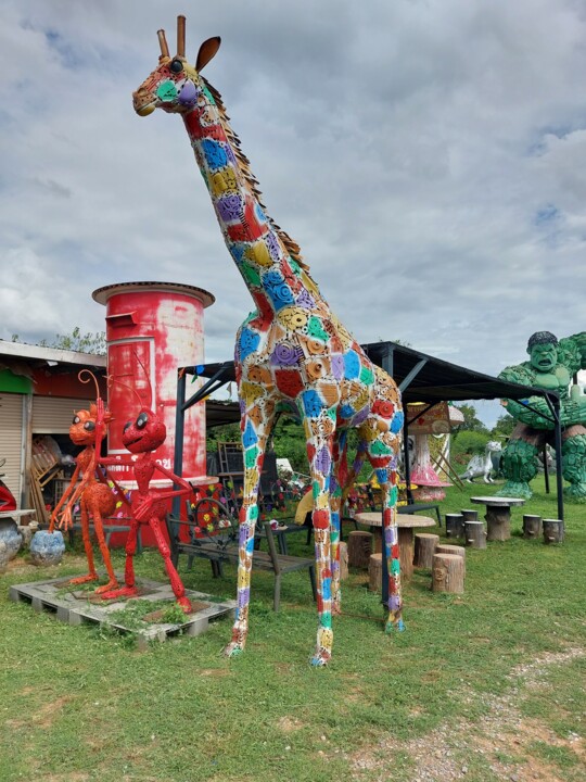 Sculptuur getiteld "Sculpture Artisanal…" door Thaiproduction, Origineel Kunstwerk, Metalen
