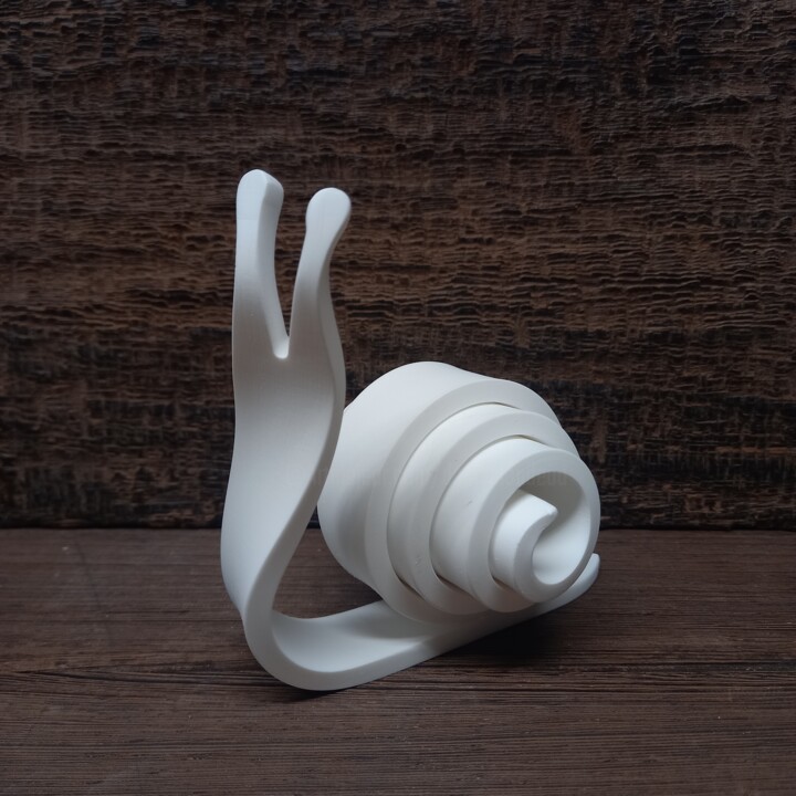 Rolls in stone #1 雕塑, 4.7x4.7 in
