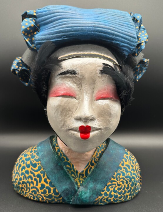 Maiko 雕塑, 11.8x9.5 in