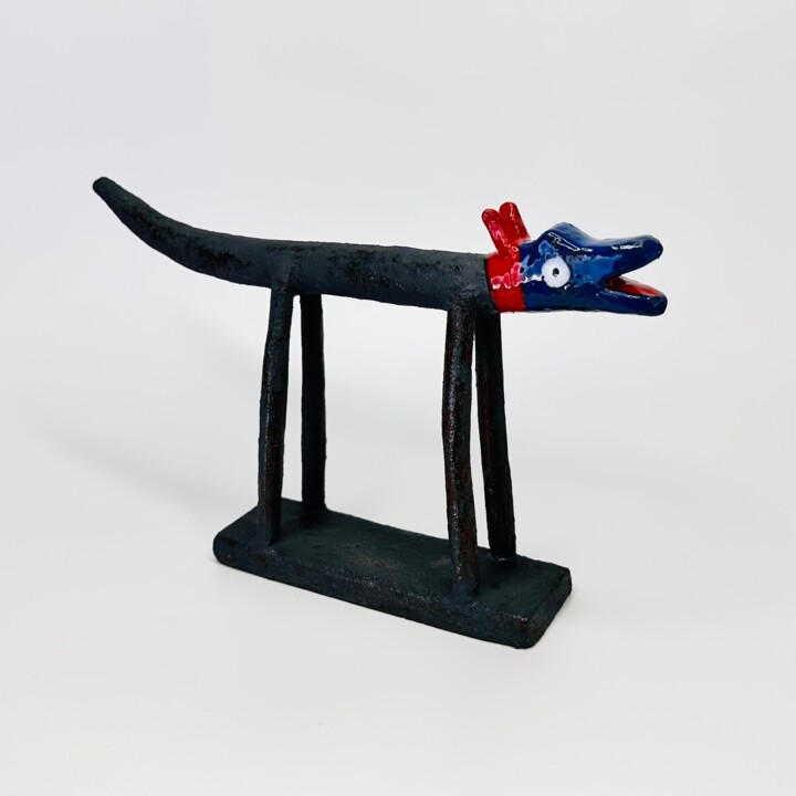 Copper Oxide Red Ears 雕塑, 5.5x9.1 in