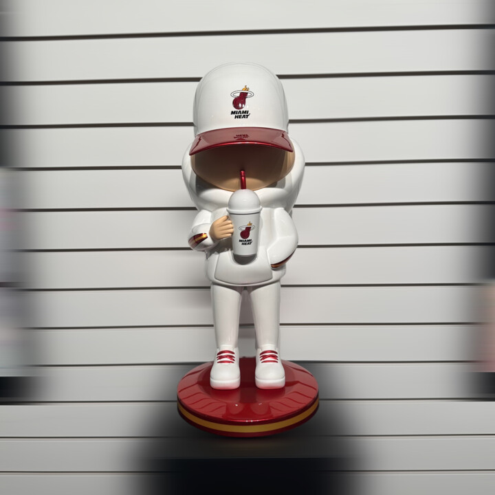 Miami Heat Kid Cup 雕塑, 22x6 in